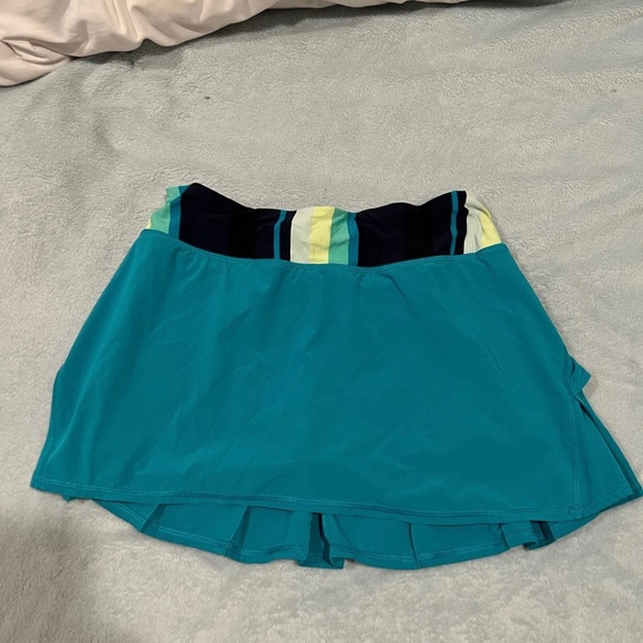 lululemon ruffle skirt - Picture 1 of 2